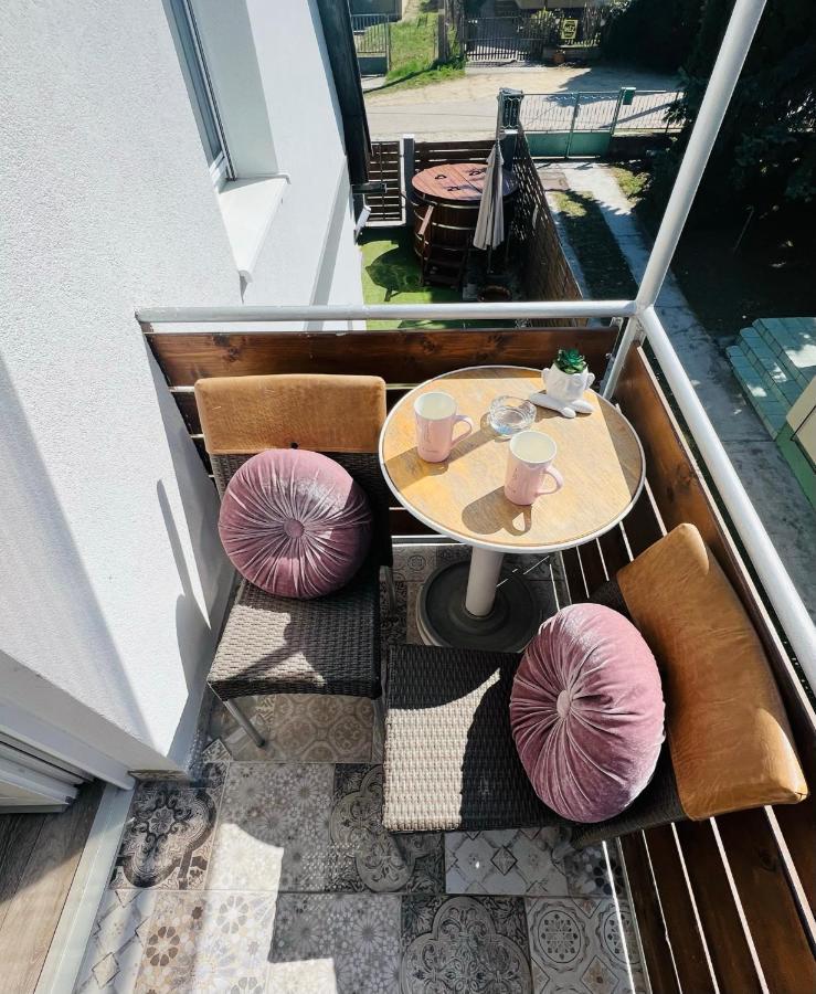 Balcsitthon Apartmanok Siófok Extérieur photo
